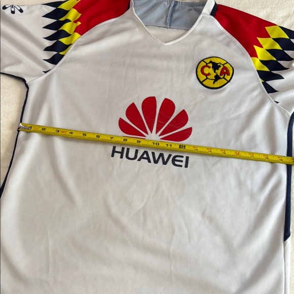 Club América Soccer Jersey - Picture 7 of 9